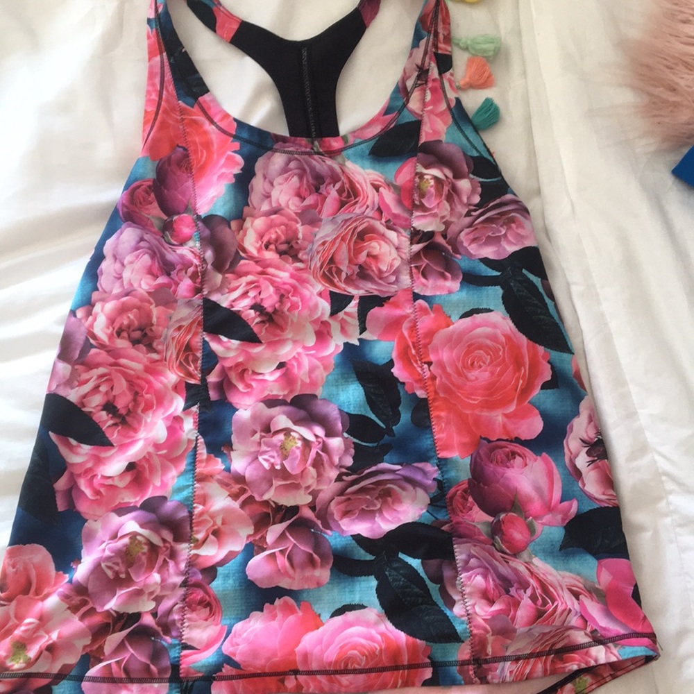 Beautiful Lululemon tank top!